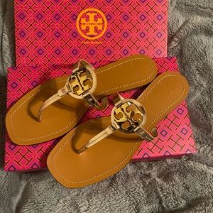 TORY BURCH MINI MILLER Size 9